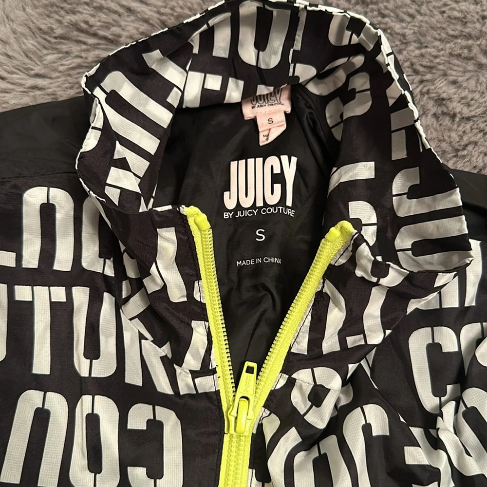 Juicy by Juicy Couture Colorblock Monogram Quarter Zip Windbreaker Size Small - Picture 6 of 7